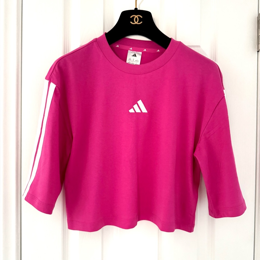 Adidas Fuchsia cropped Short Sleeve Tee